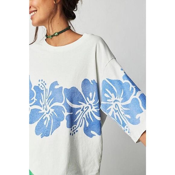 Free People The Bureau Hibiscus Tee Size L - Picture 3 of 9
